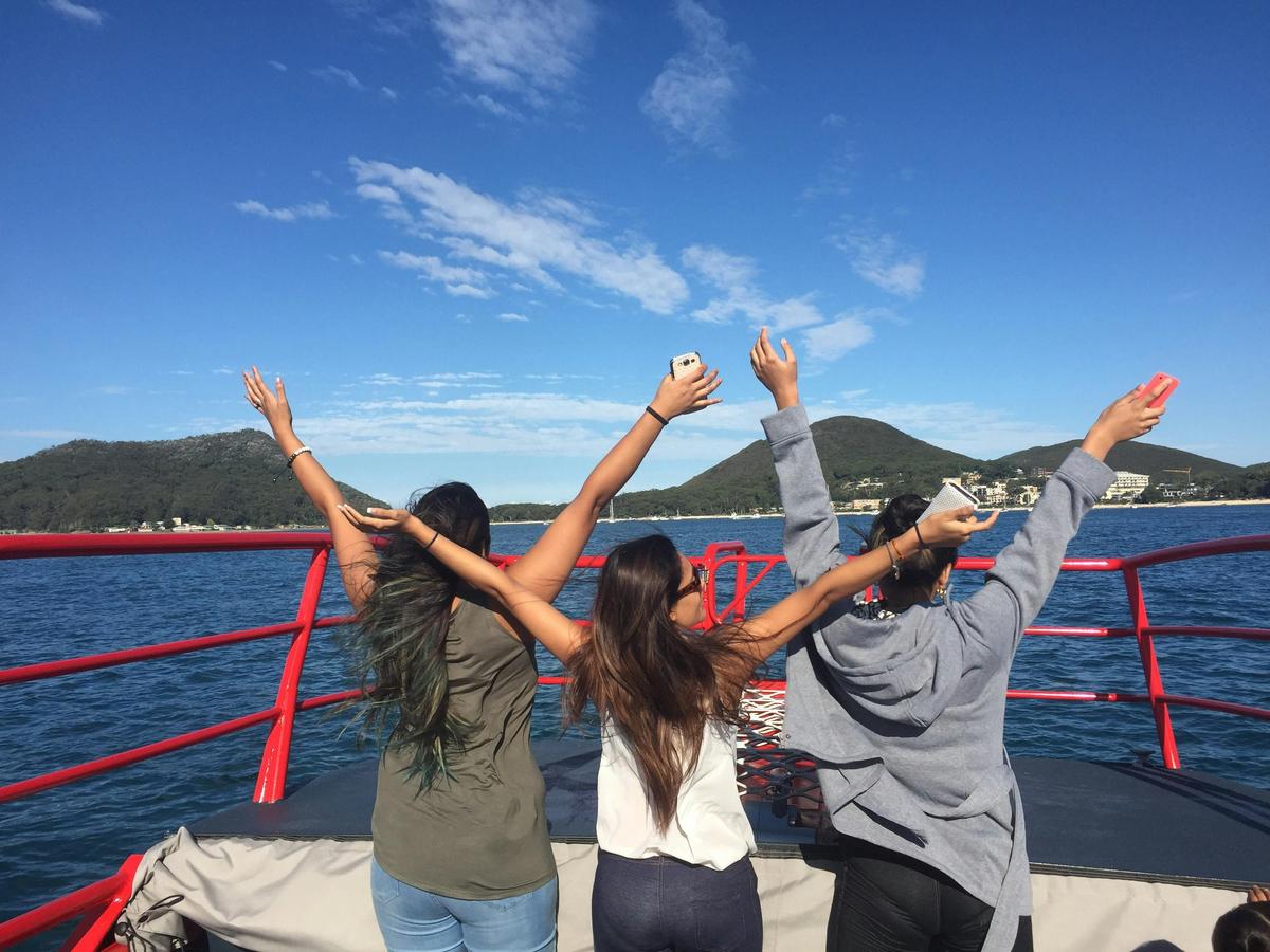 Port Stephens Dolphin Watch Express 4