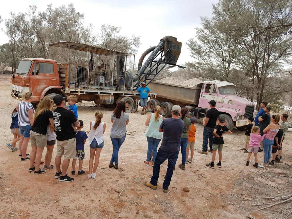 Full Day Tour  - opal minin claim with truck