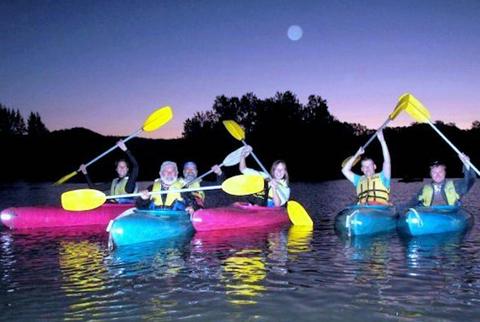 Family Full Moon with Bellingen Canoe Adventuresun