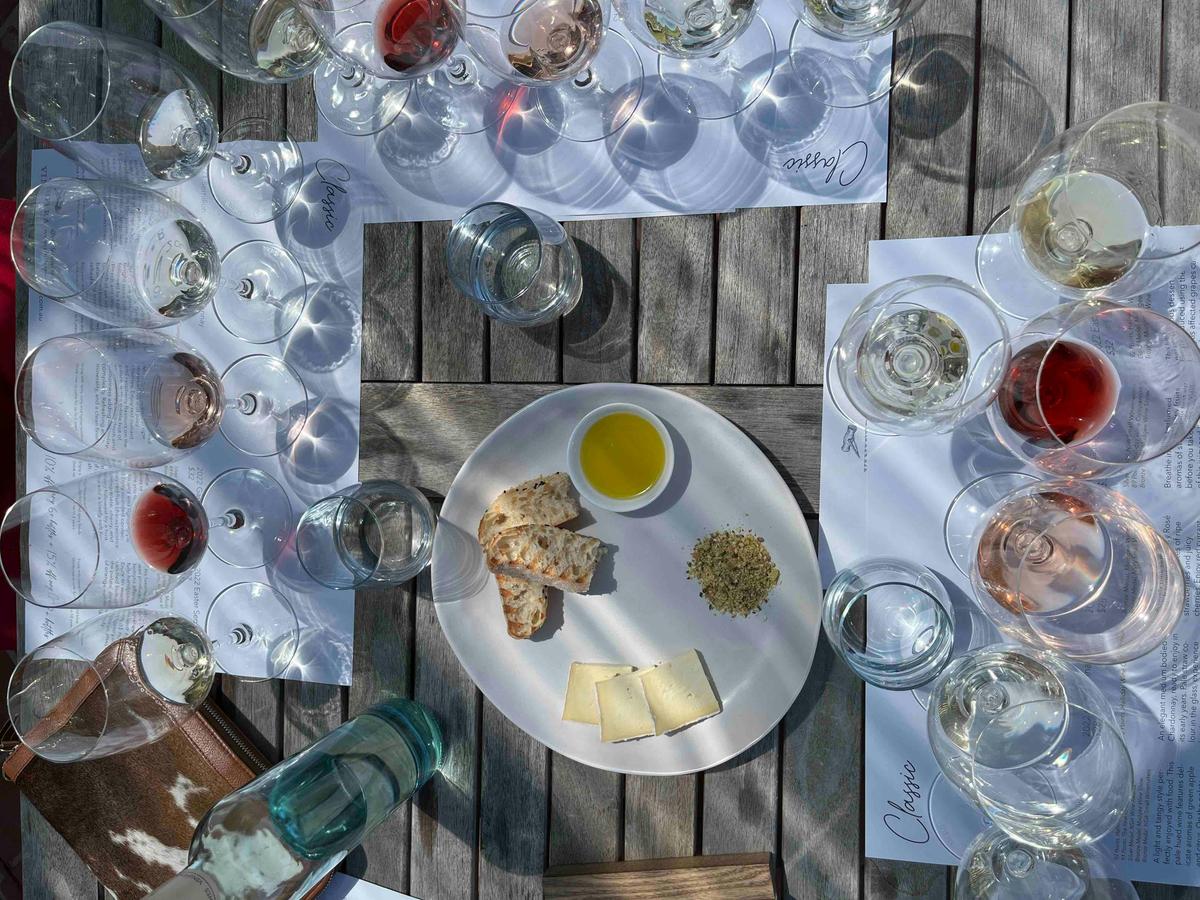 Bespoke Tours Mudgee Half Day Wine Tour wine tasting