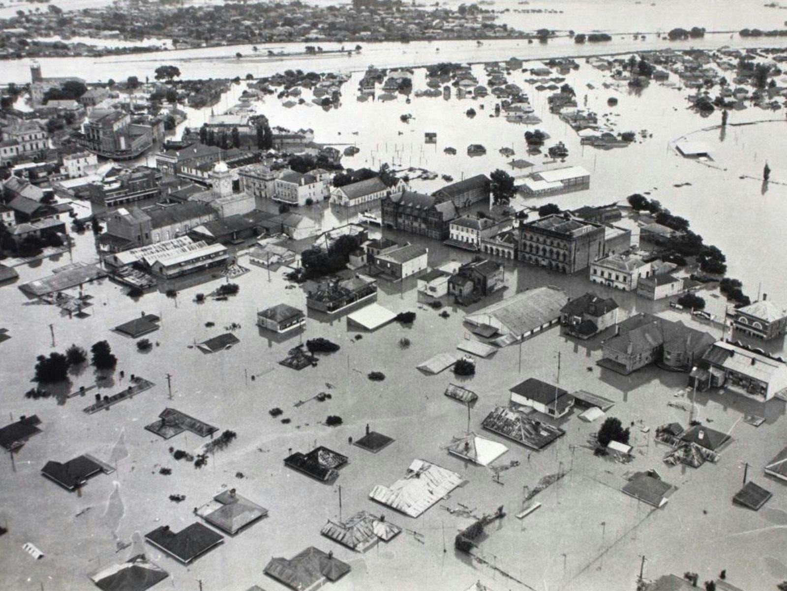 Maitland during 1955 Flood