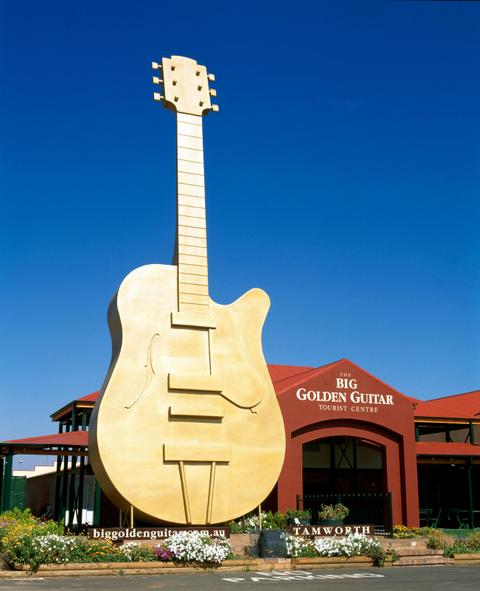 Golden Guitar Tamworth