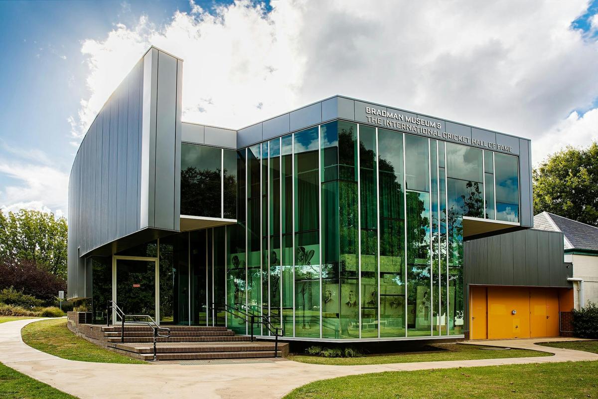 Bradman Museum . Tour of Bowral Honey Farm and Bradman