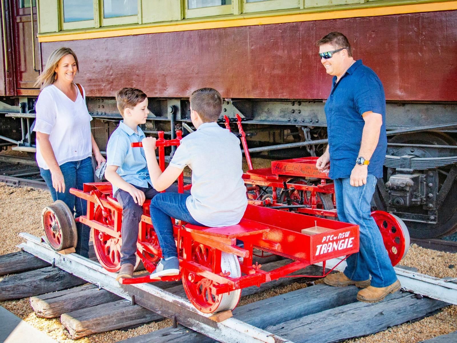 Cowra Lachlan Valley Heritage Railway Centre edit