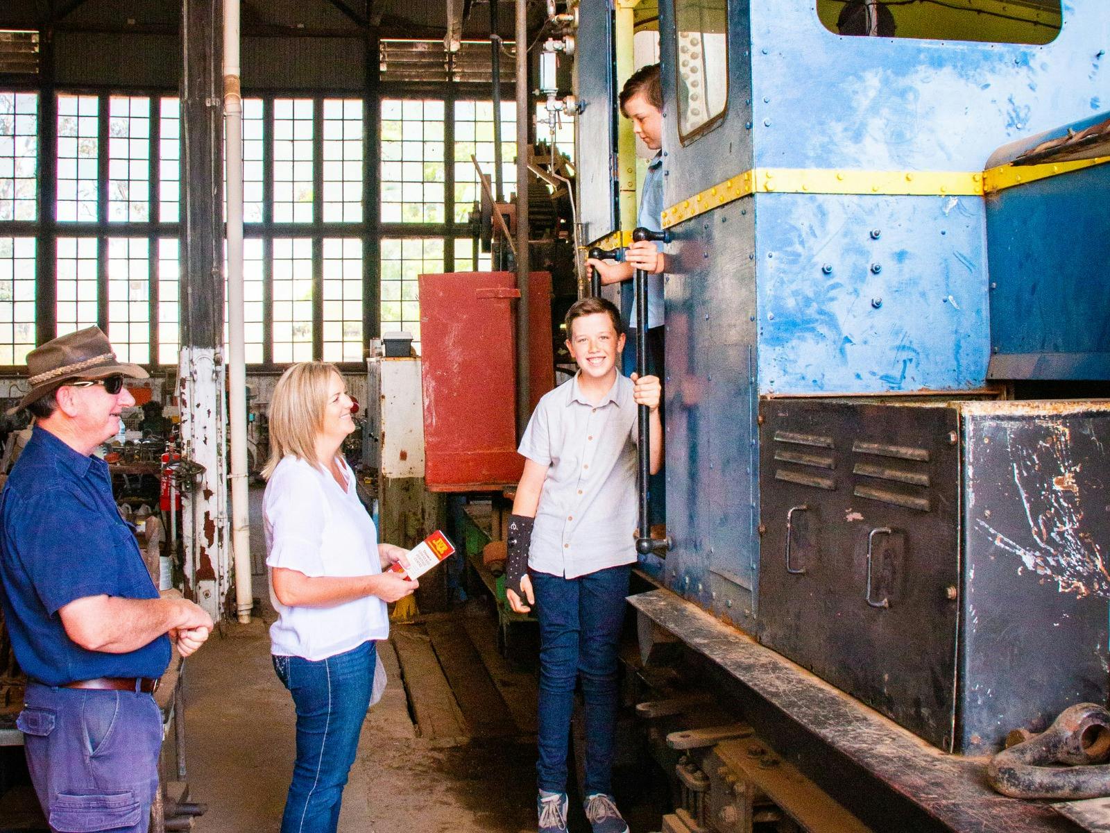 Cowra Lachlan Valley Heritage Railway Centre edit