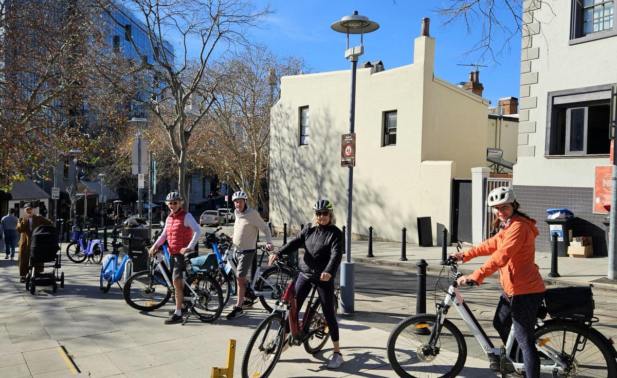 Cycling inner-city cycle-paths
