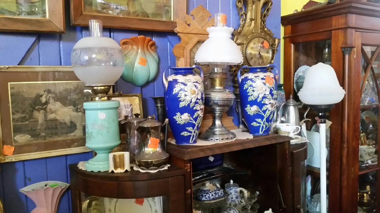 Contrary's on Clarence Antique