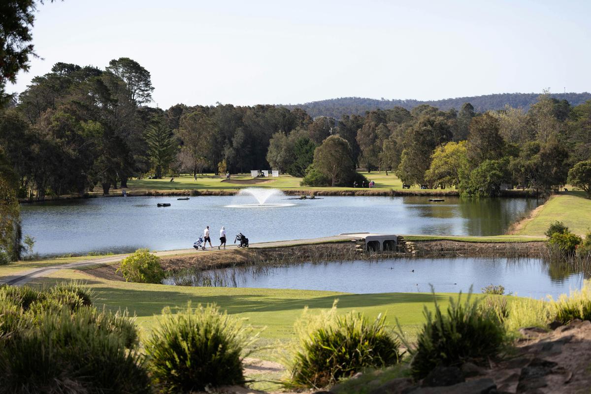 CATALINA GOLF CLUB