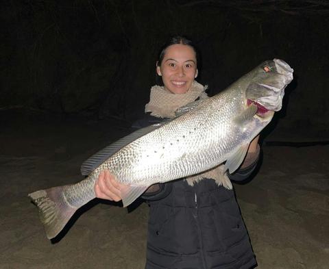 Night  Fishing - Fishing with a Local