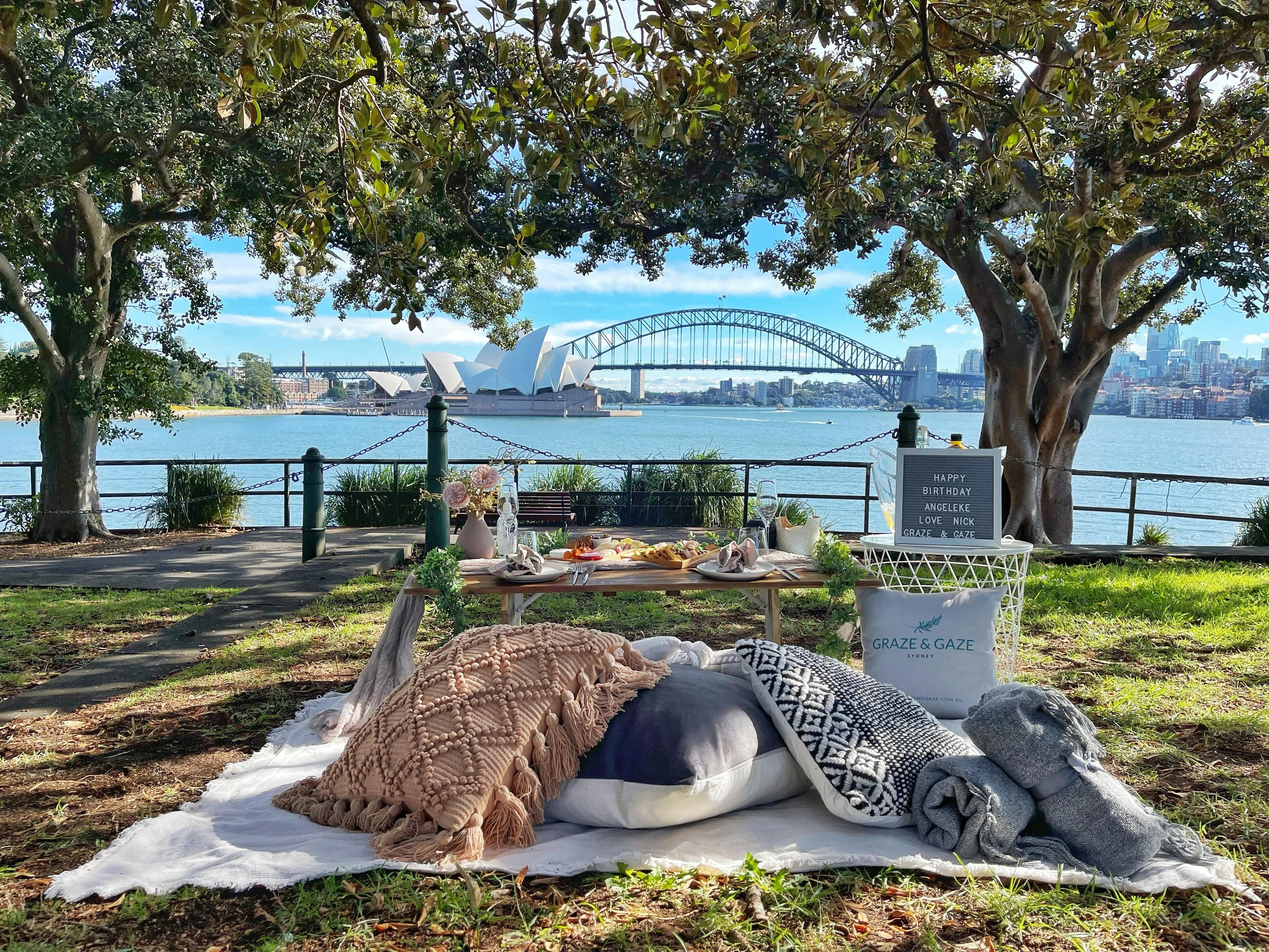 Graze & Gaze - Mrs Macquaries Chair