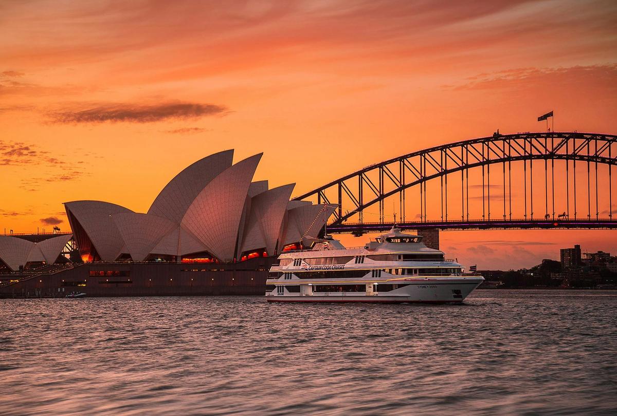 Captain Cook Cruises Sydney Dinner Cruise