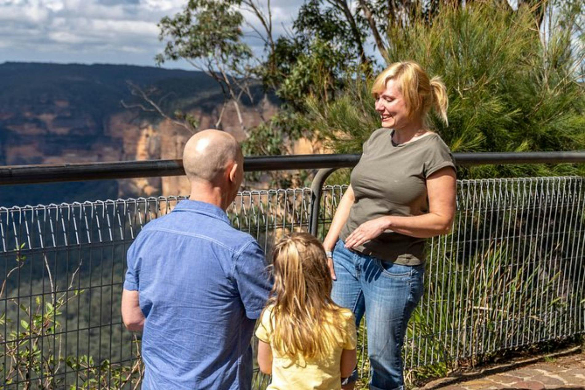 The most amazing moment: we facilitate a proposal at a Blue Mountains lookout