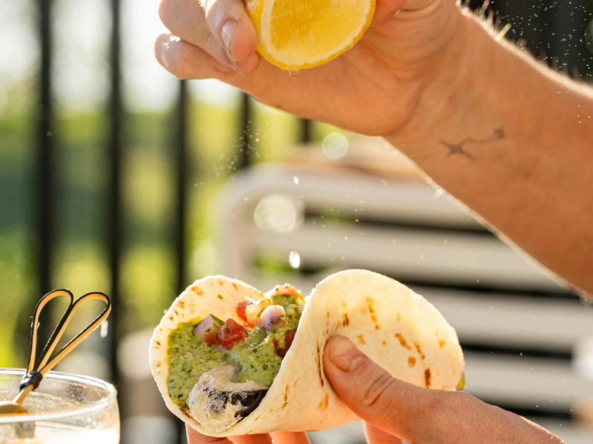 TINTA Lunch Tour Package