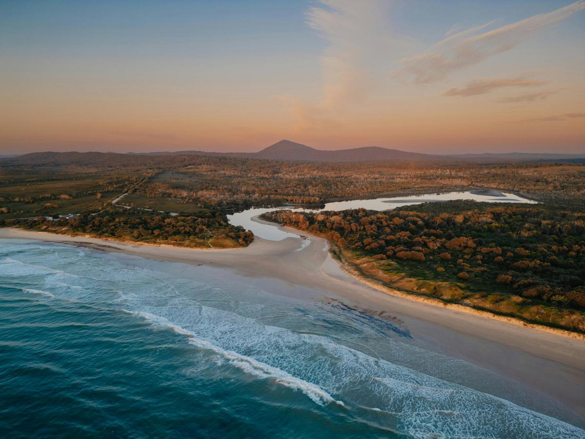 Lake Arragan - Yuraygir Coastal Walk