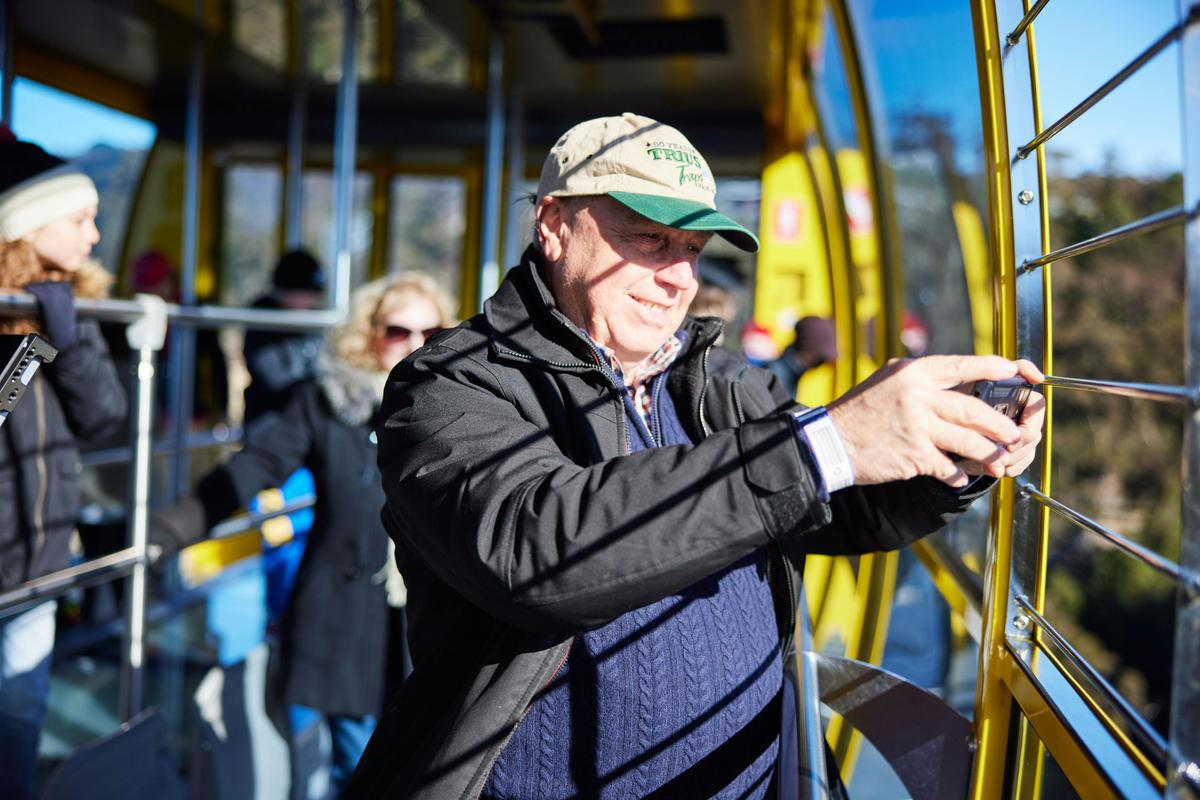 Customer on the Skyway