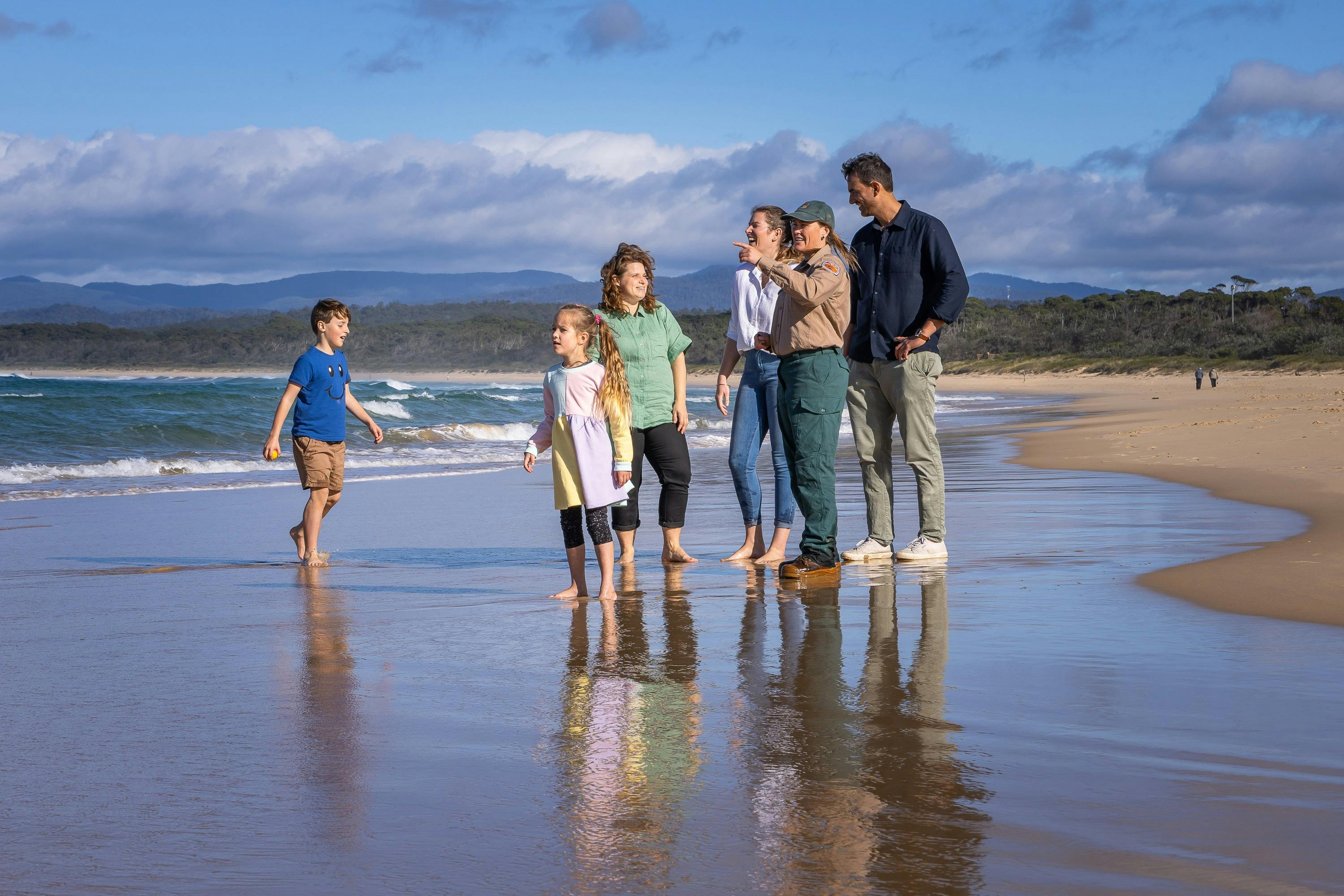 Explore our beaches and nature with a guided discovery tour.