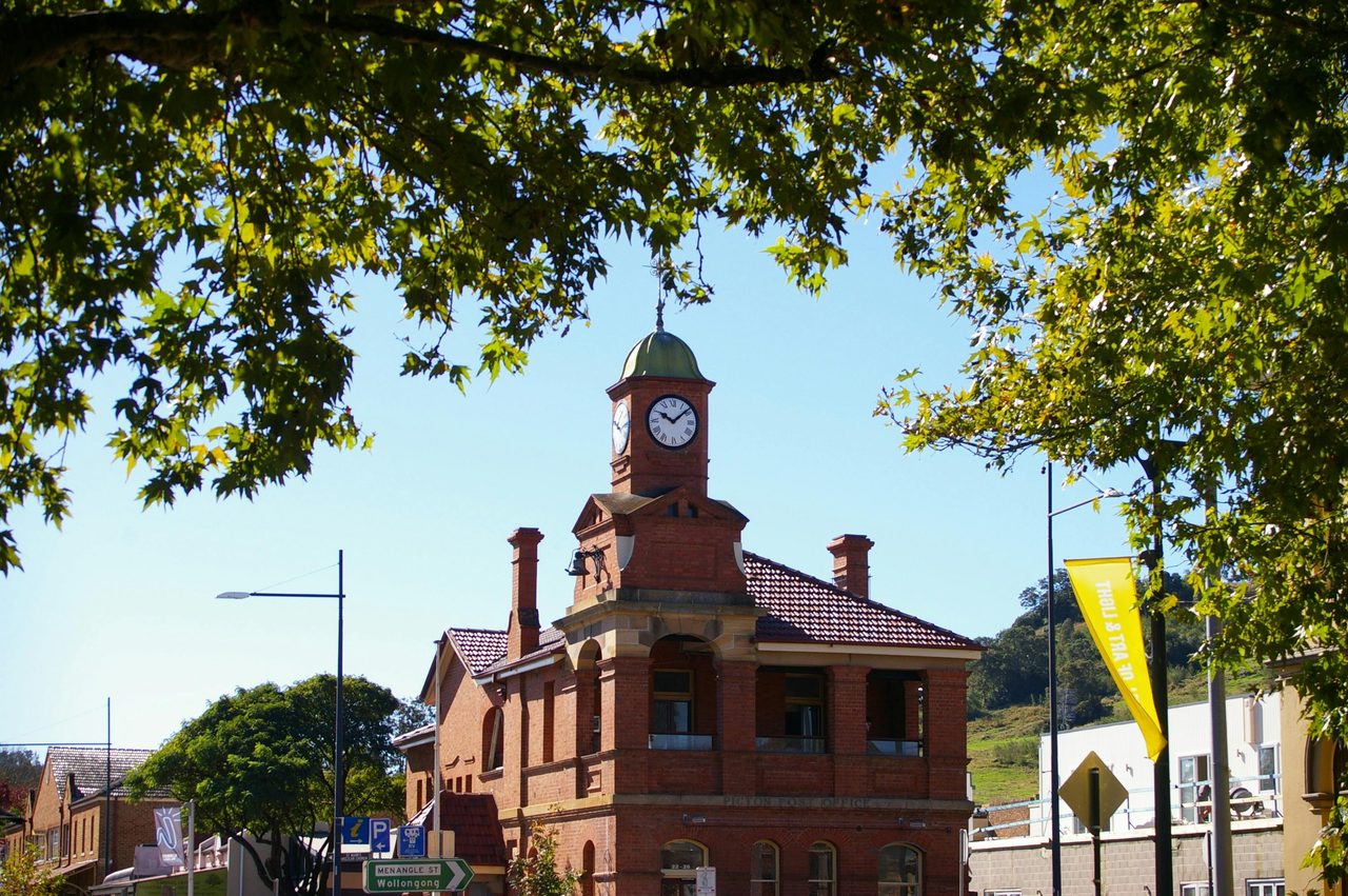 Discover Picton Walking Tour - Wollondilly Tours offers walking tours of Picto