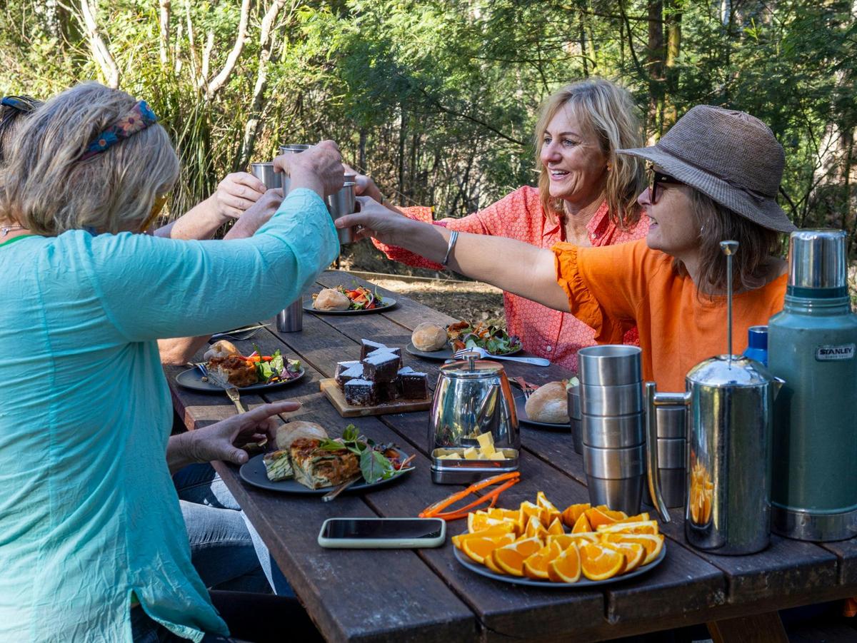 Guests enjoying lunch on our 5 hour tour