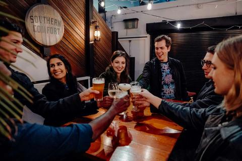 Find great new bars and drink with friends