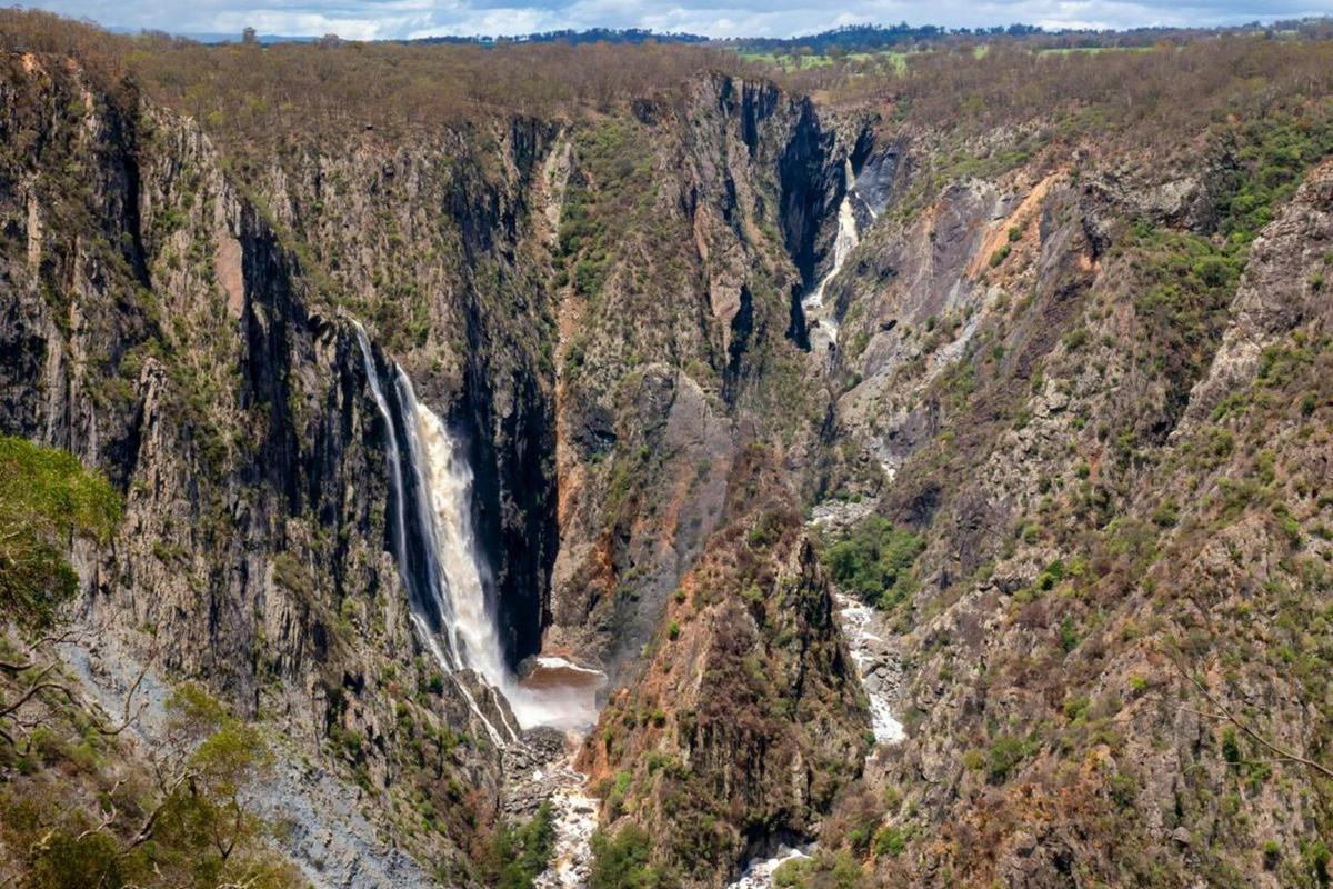 Wollomombi Falls