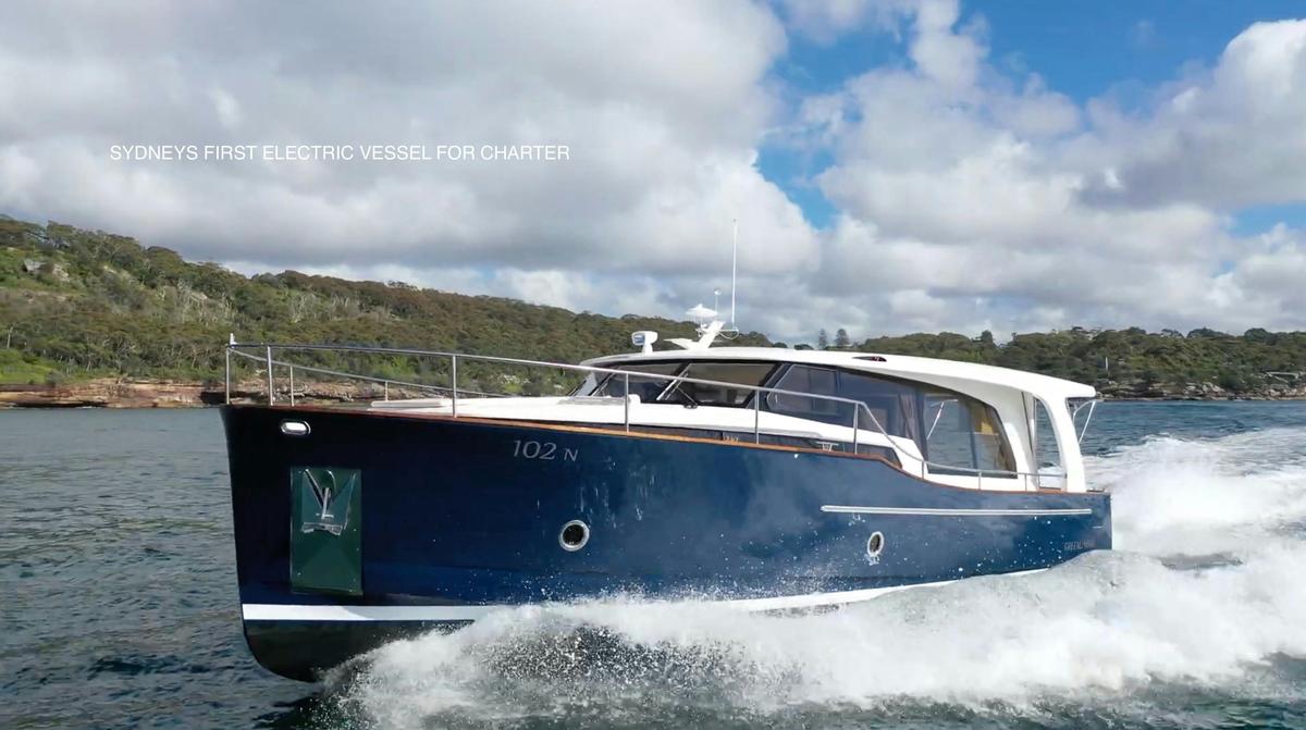 Luxury Sydney Harbour Cruise & Seafood Feast
