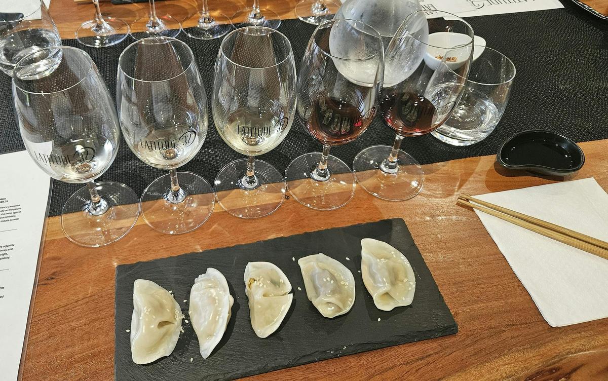 Wine, Food & Vine Tour with behind the scenes