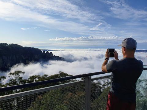Great Blue Mountains Traverse - 3-Day Guided Pack-Free Walk with Life's An Adventure