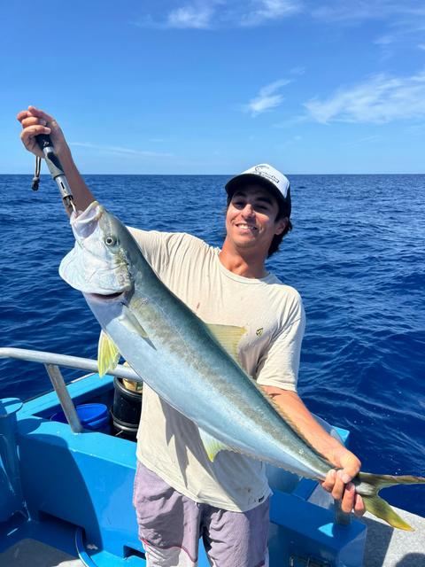 Go Fish Yamba Charters