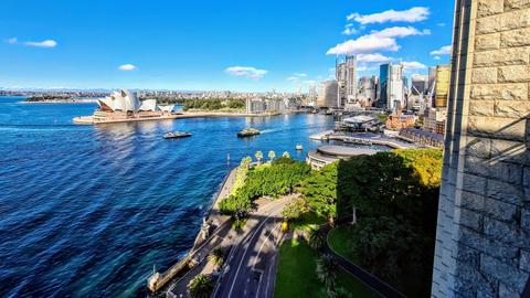 Circular Quay and the Sydney Opera House from the Sydney Harbour Bridge - Quay People tour, Local Tr