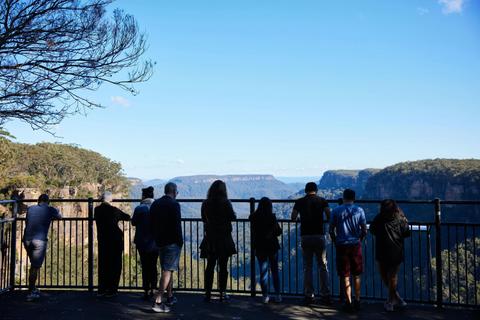 Wildlife, Waterfalls and Wine