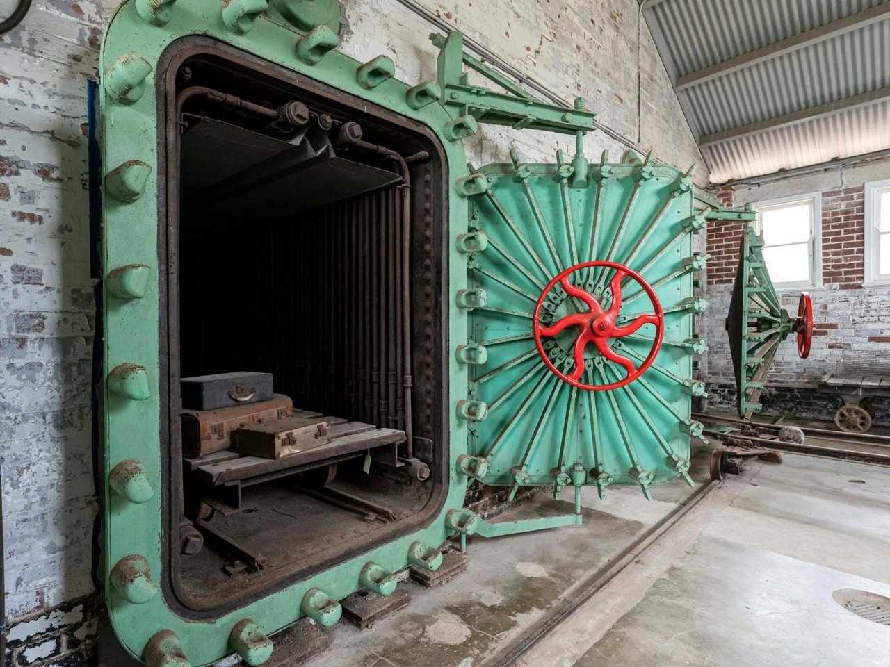 Autoclaves