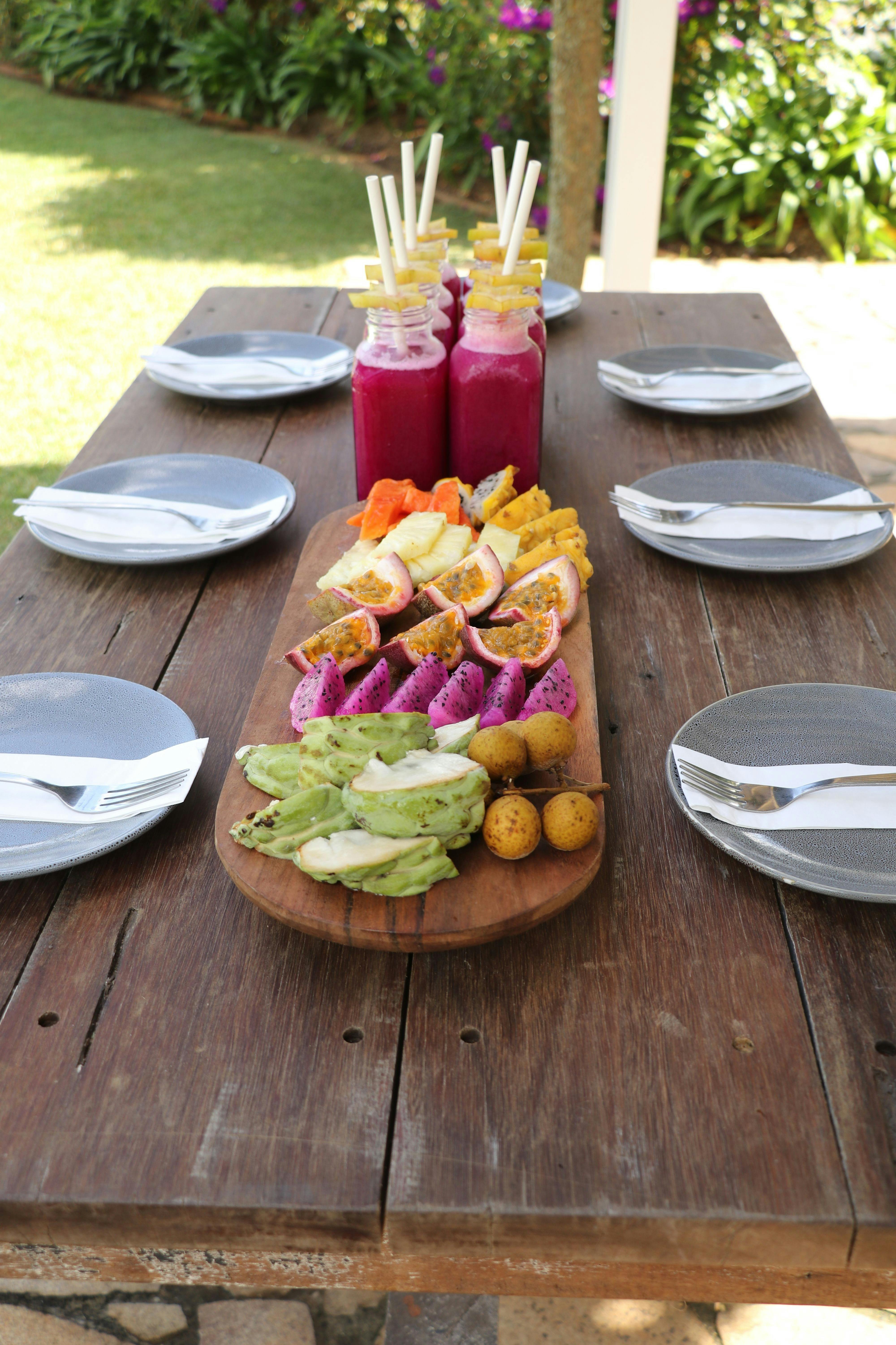 Begin this experience with a welcome juice and fruit tasting