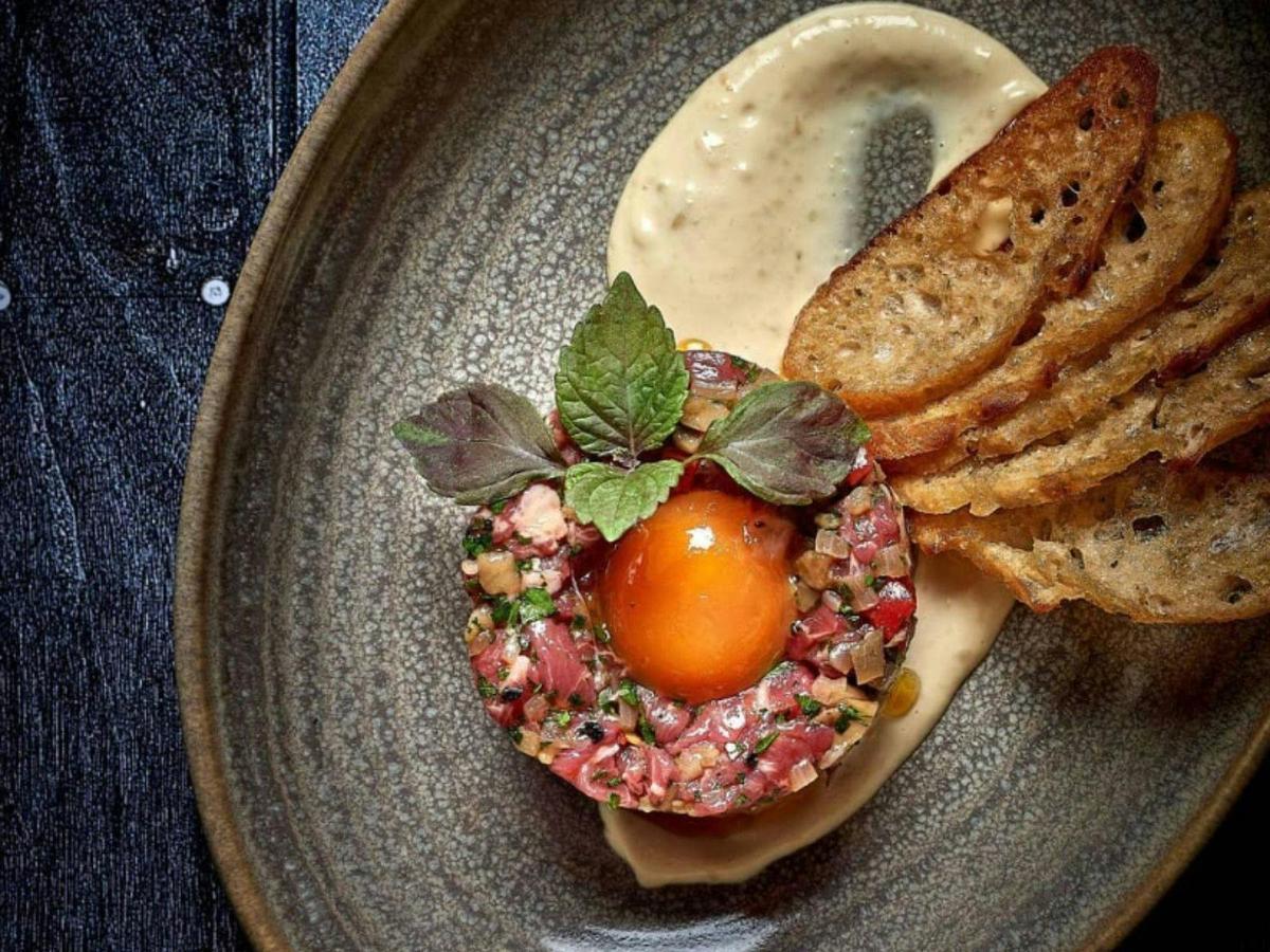 Helicopter Ride to Brokenwood with Rotor One