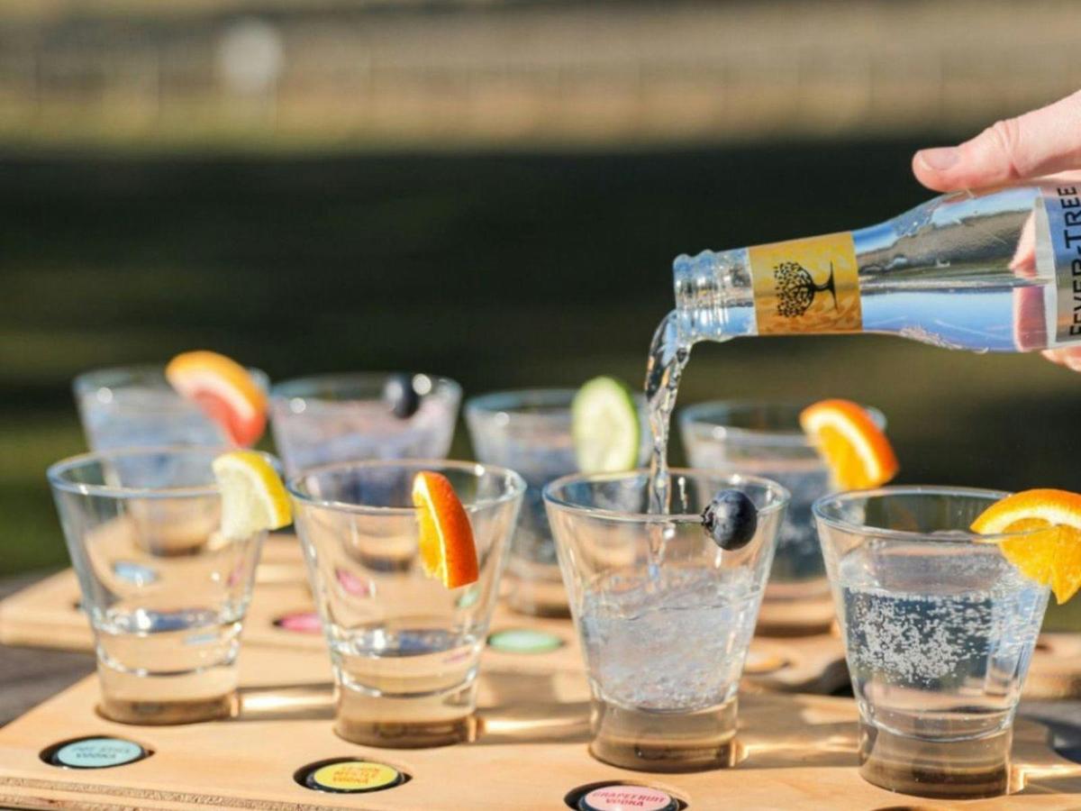 Rotor One's Heli Hunter Valley Pub Crawl - Heli Tour