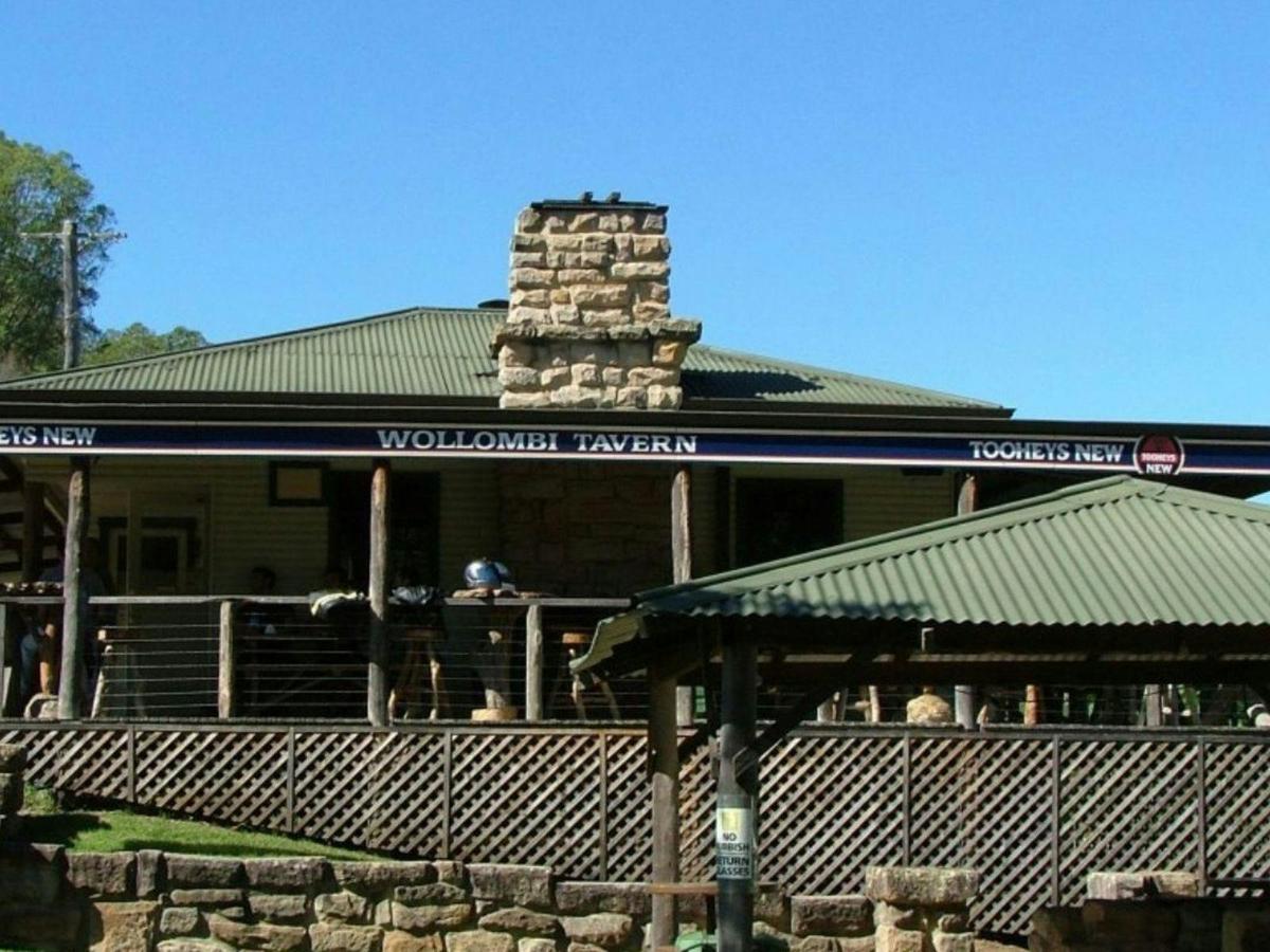 Helicopter Ride to Wollombi Tavern