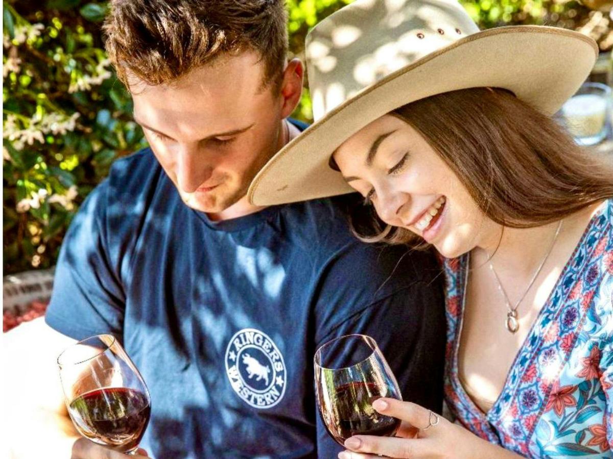 Surprise Picnic Proposal at Audrey Wilkinson