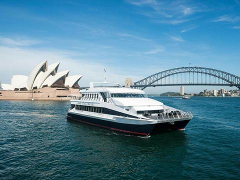 Magistic Lunch Cruise