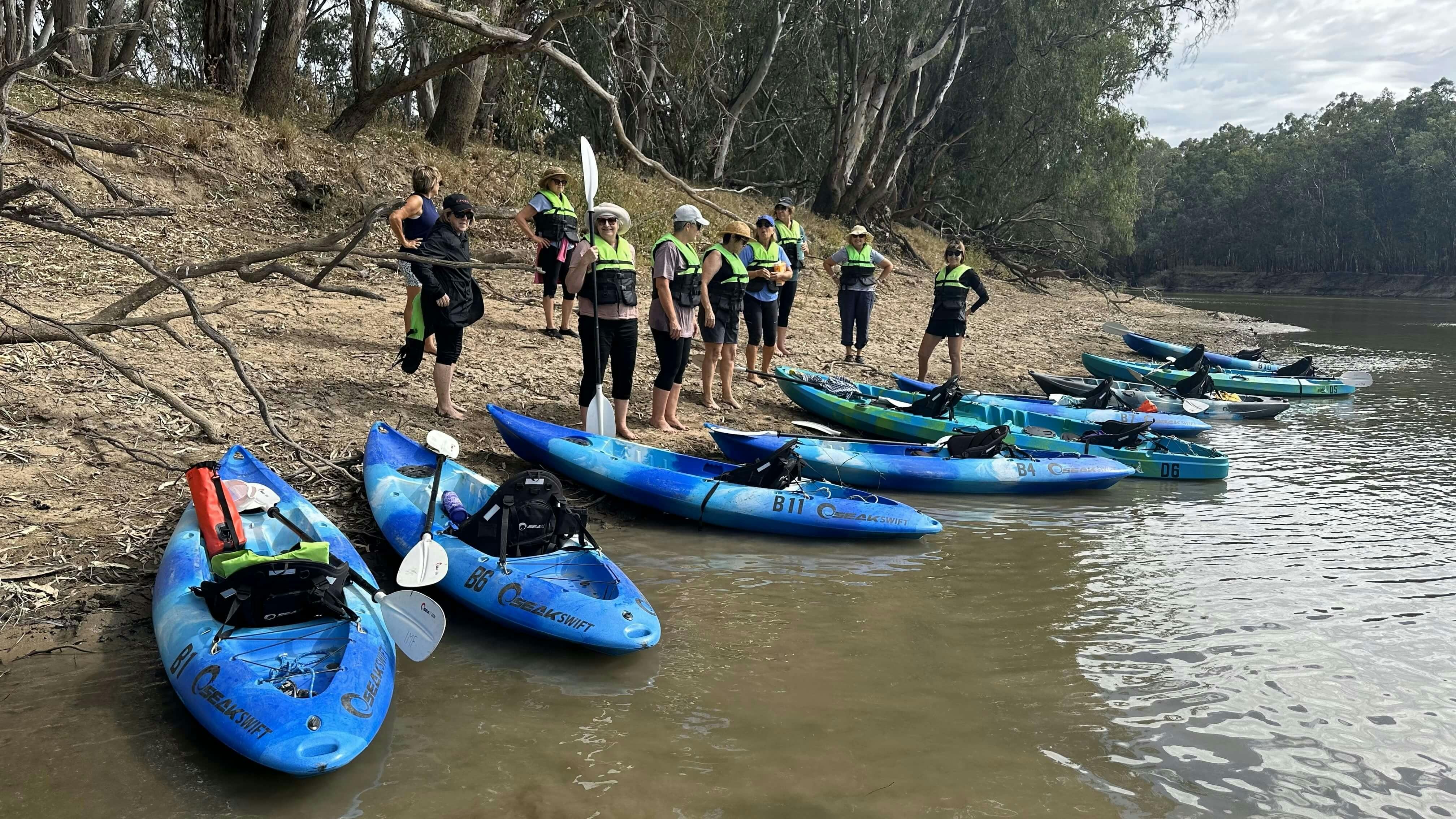 3 hour paddle on the Murrumbidgee River Narrandera.