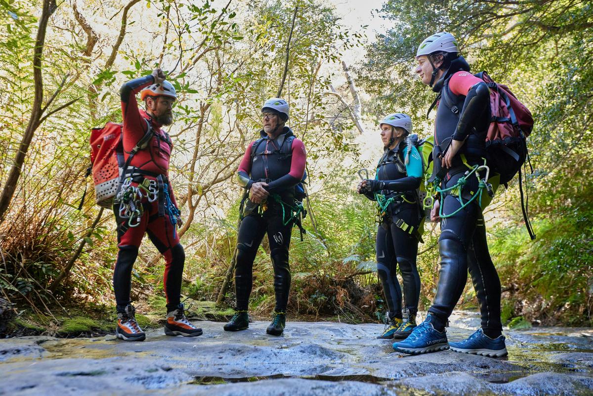 Abseiling tours in the Blue Mountains