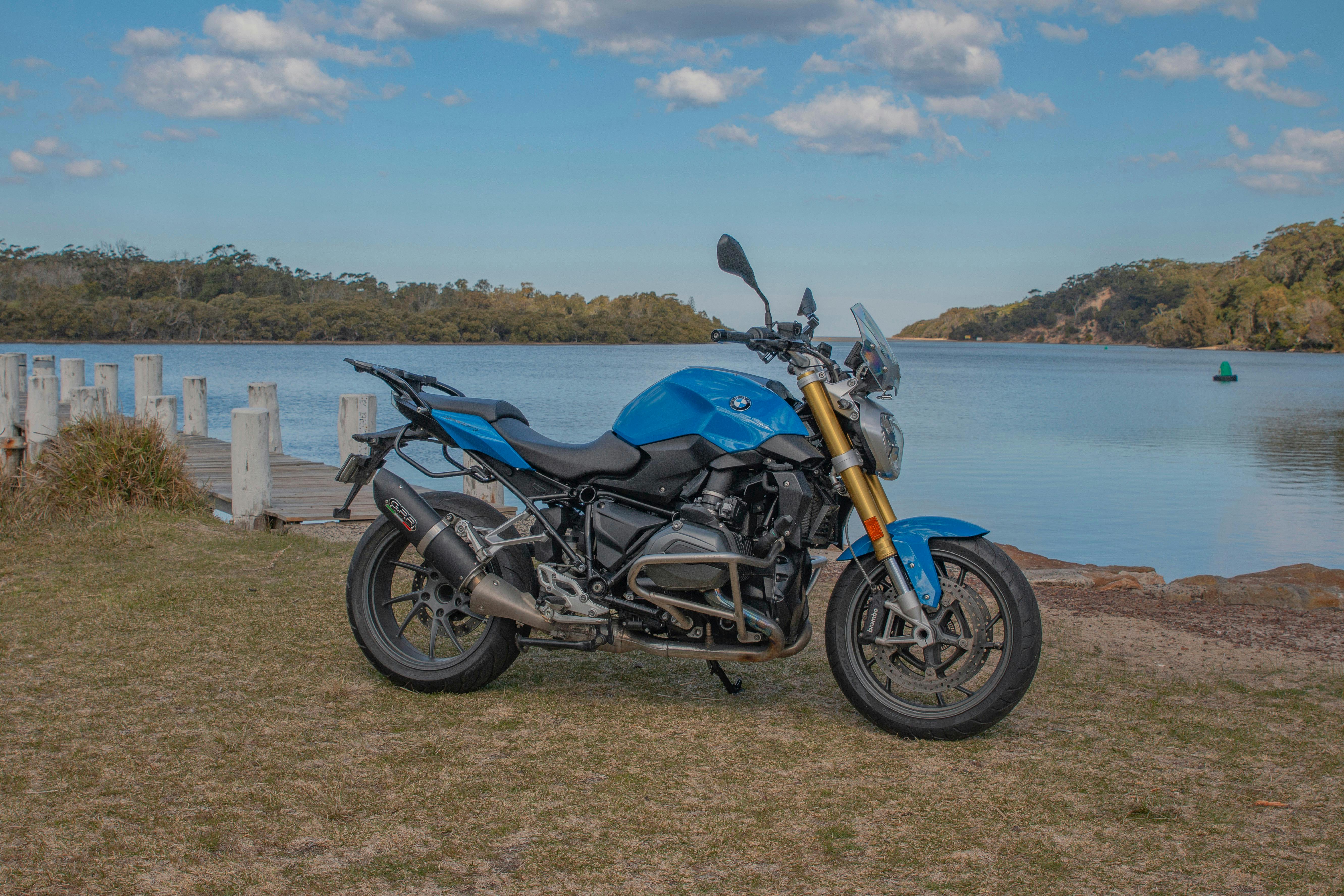 TOM - TOM - 2015 BMW R1200R - Classic Roadster