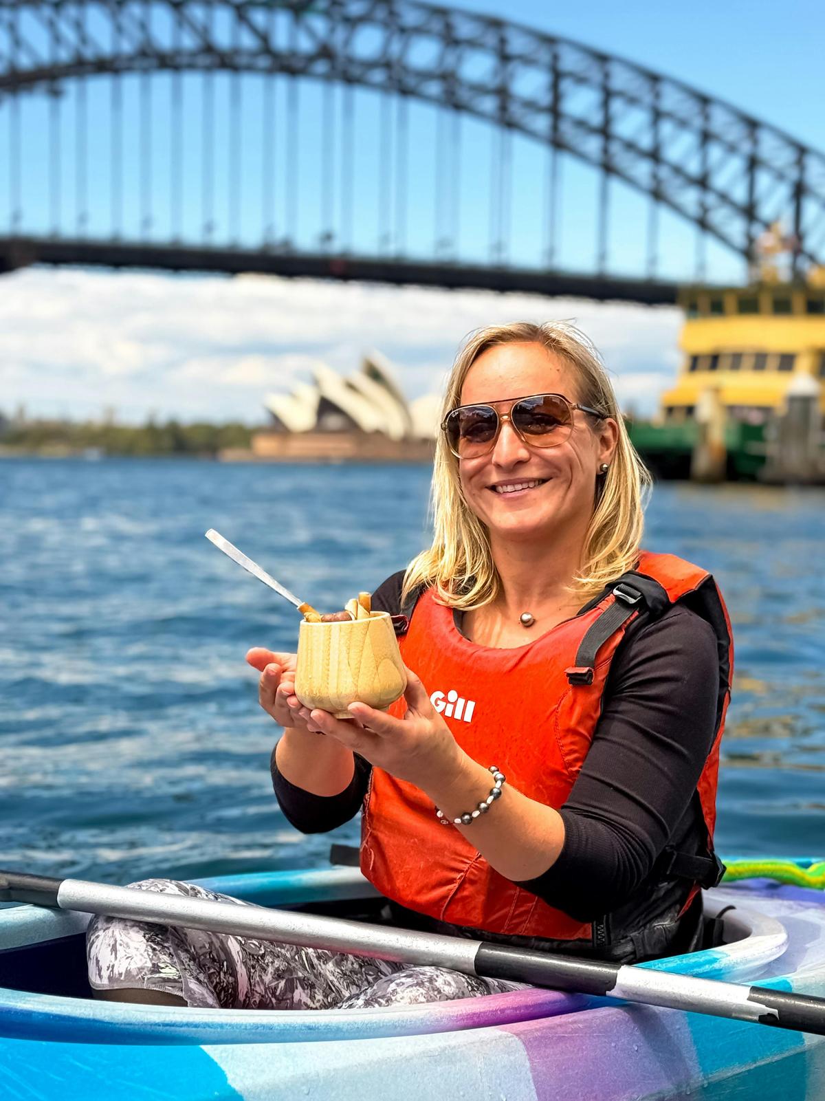 Sydney's best thing to do this summer - Ice Cream gelato from a kayak!