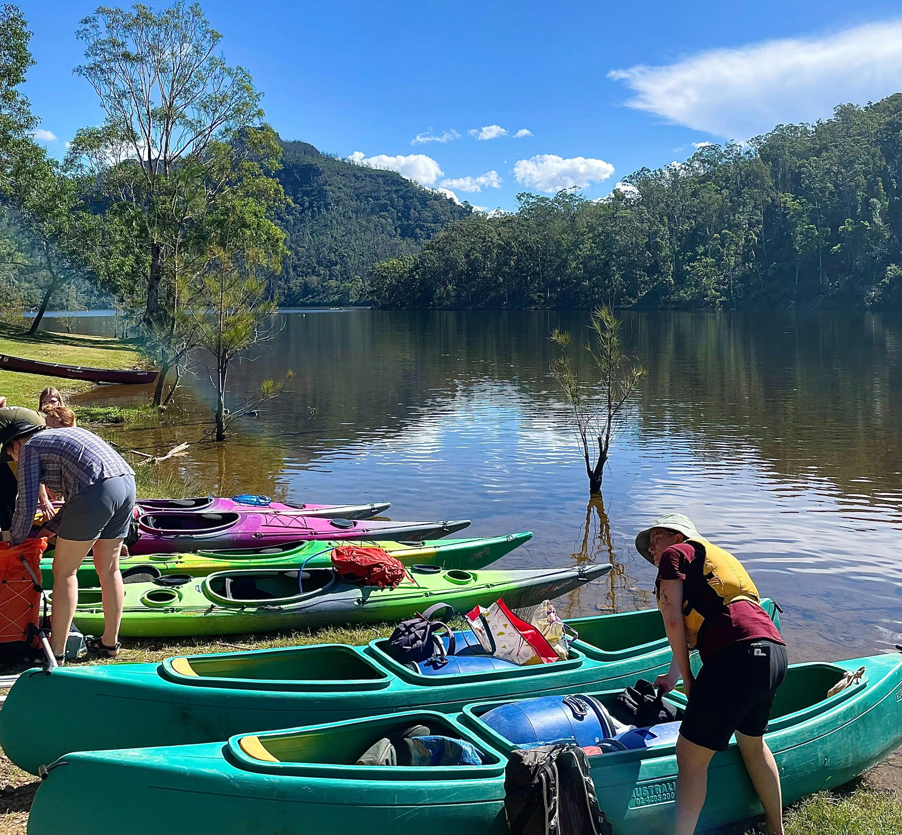 Overnight Canoeing & Kayaking Experiences in the Shoalhaven Gorge and Lake Yarrunga