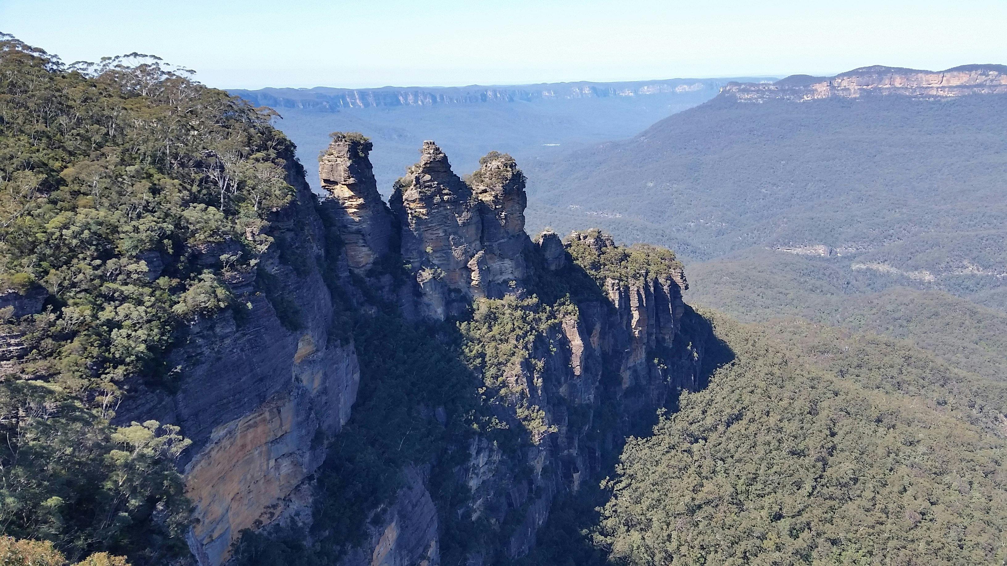 Three Sisters Rock in Blue Mountains