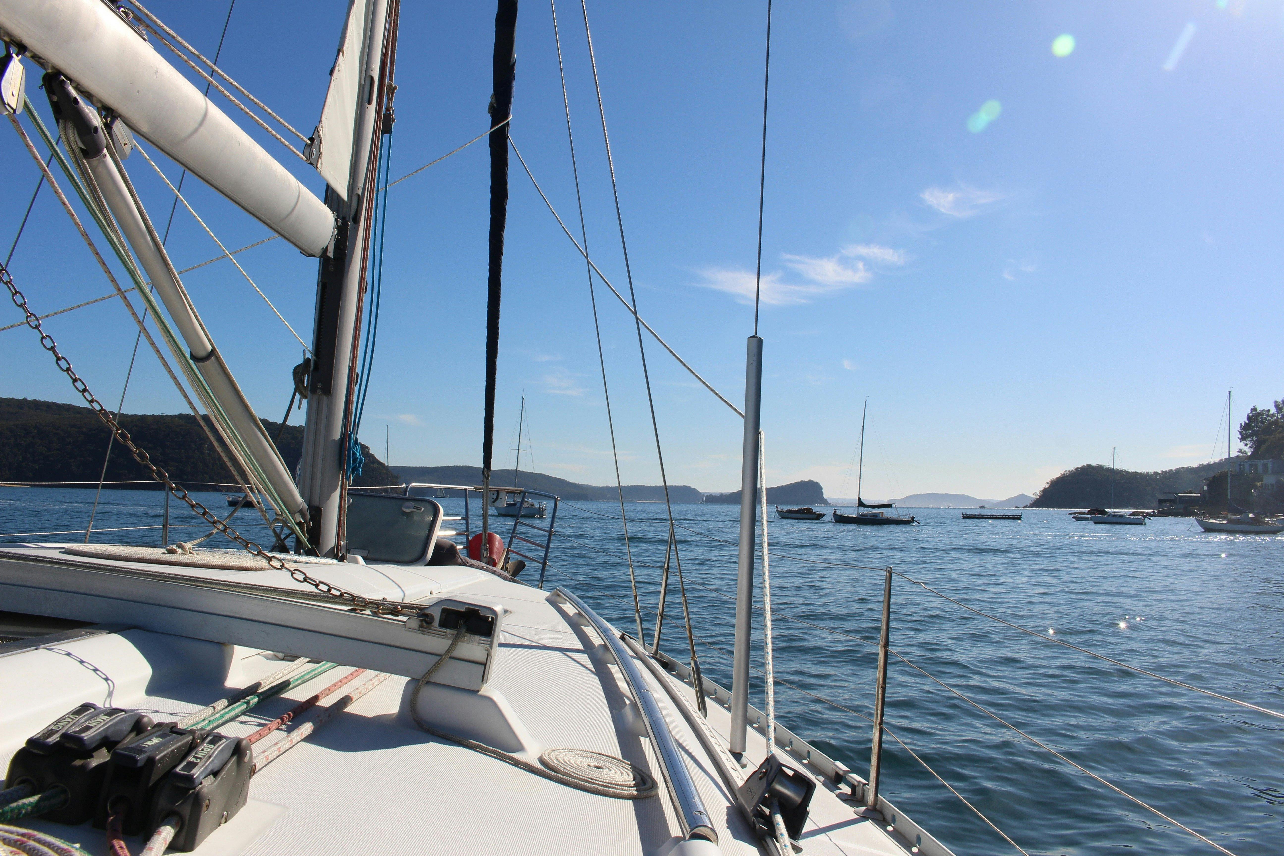 Taylor Made Escapes - 2.5 hour Cruise and Seafood Platter