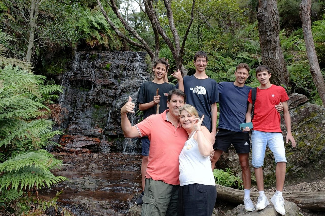 Family private tour to Blue Mountains