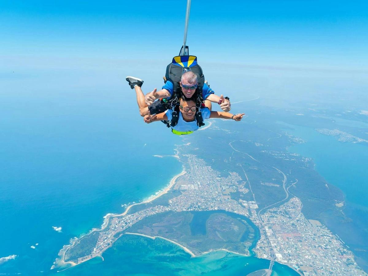 Skydive Australia over Lake Macquarie, your chance to save and double the adrenaline