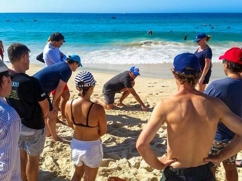 Instructor Andre with a theory session before the swim.