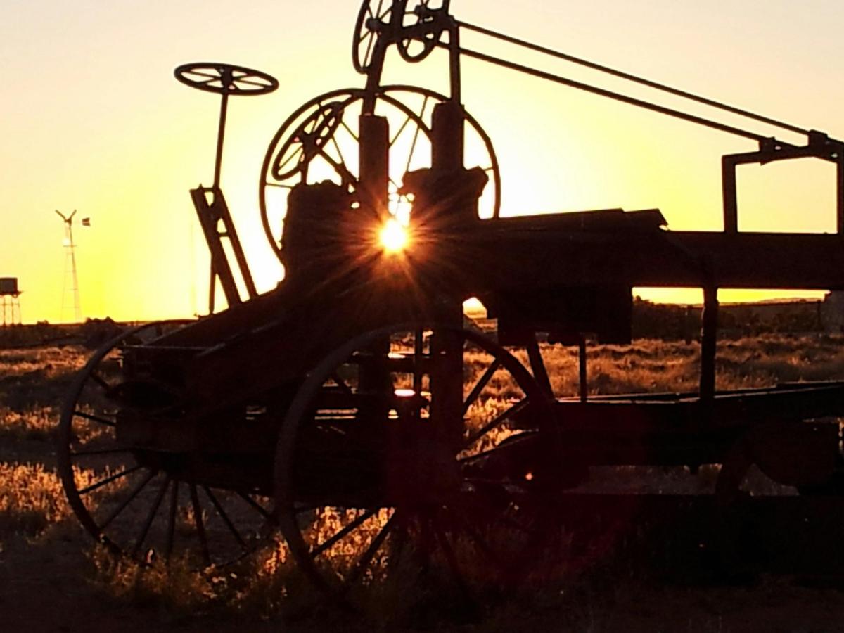 Lake Eyre Tours and Flights from Broken Hill - three days