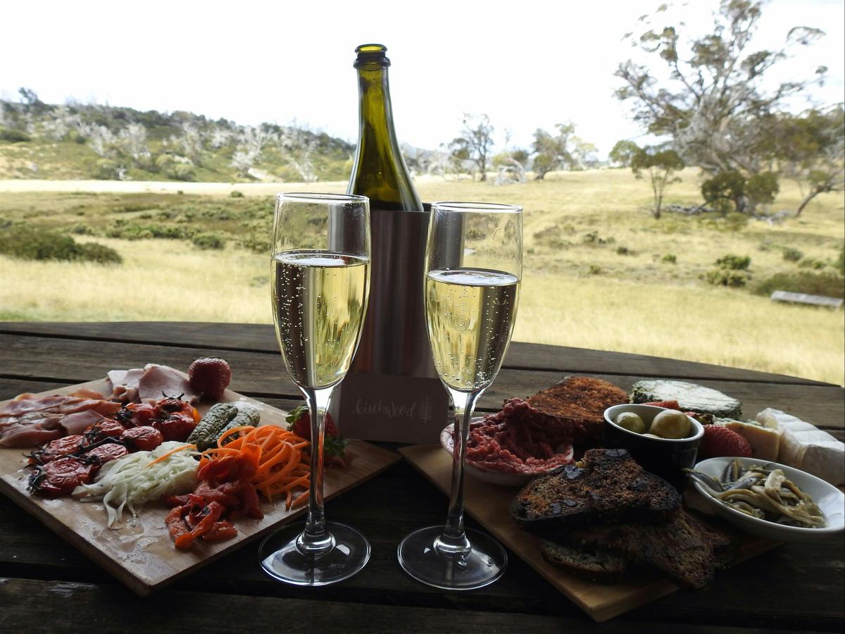 Gourmet picnic with great views