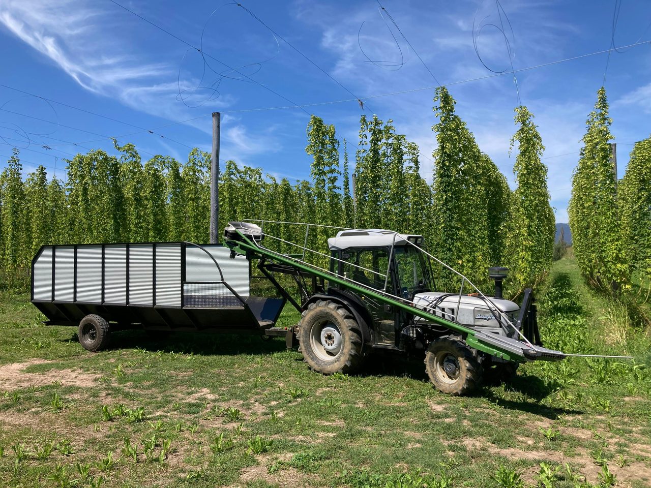 Hop trailer